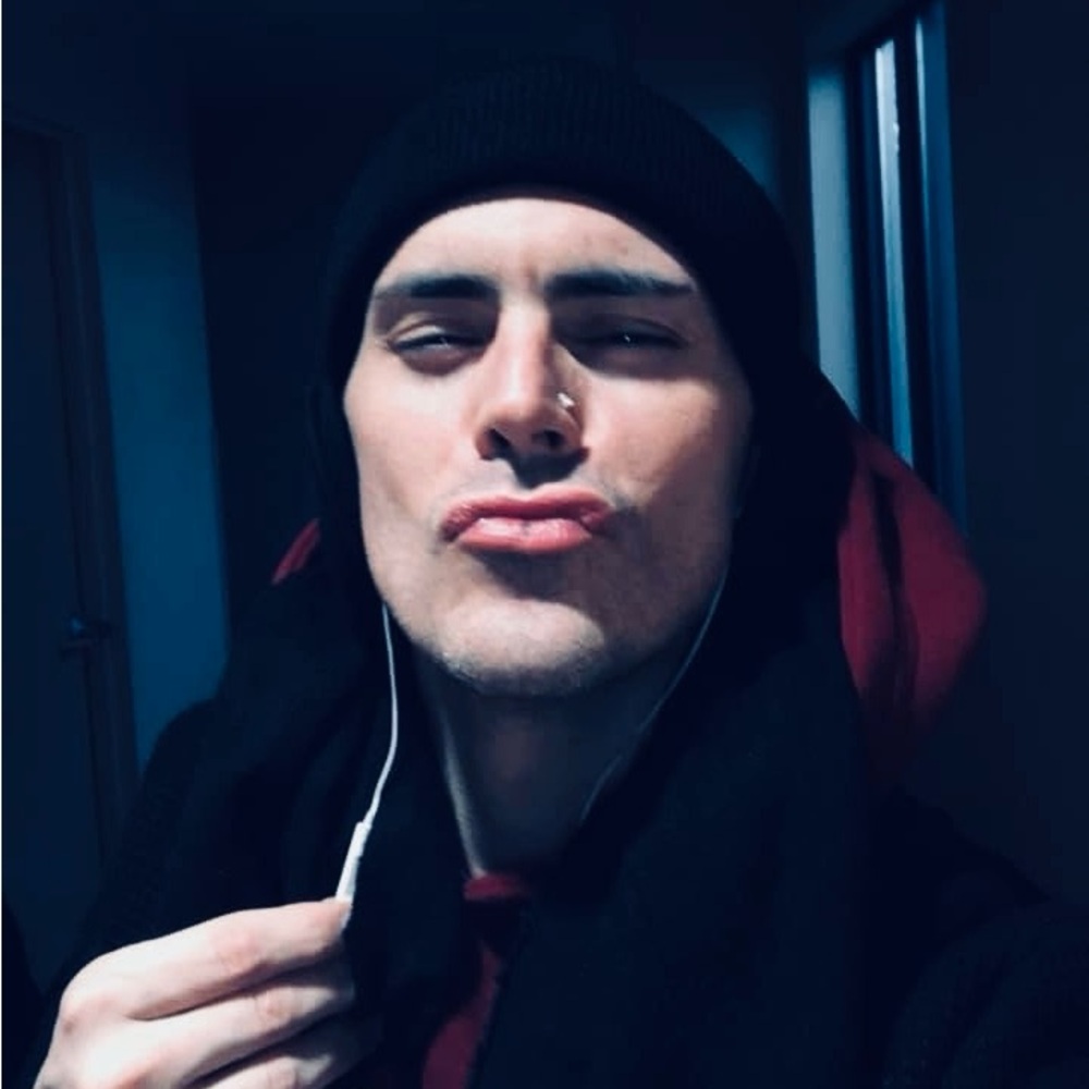 Meet, Ezra - Stained_Lip